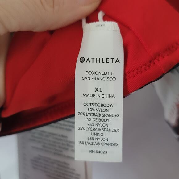 Athleta- NWT- Phia Reversible wrap Bikini top- size XL - Picture 4 of 5